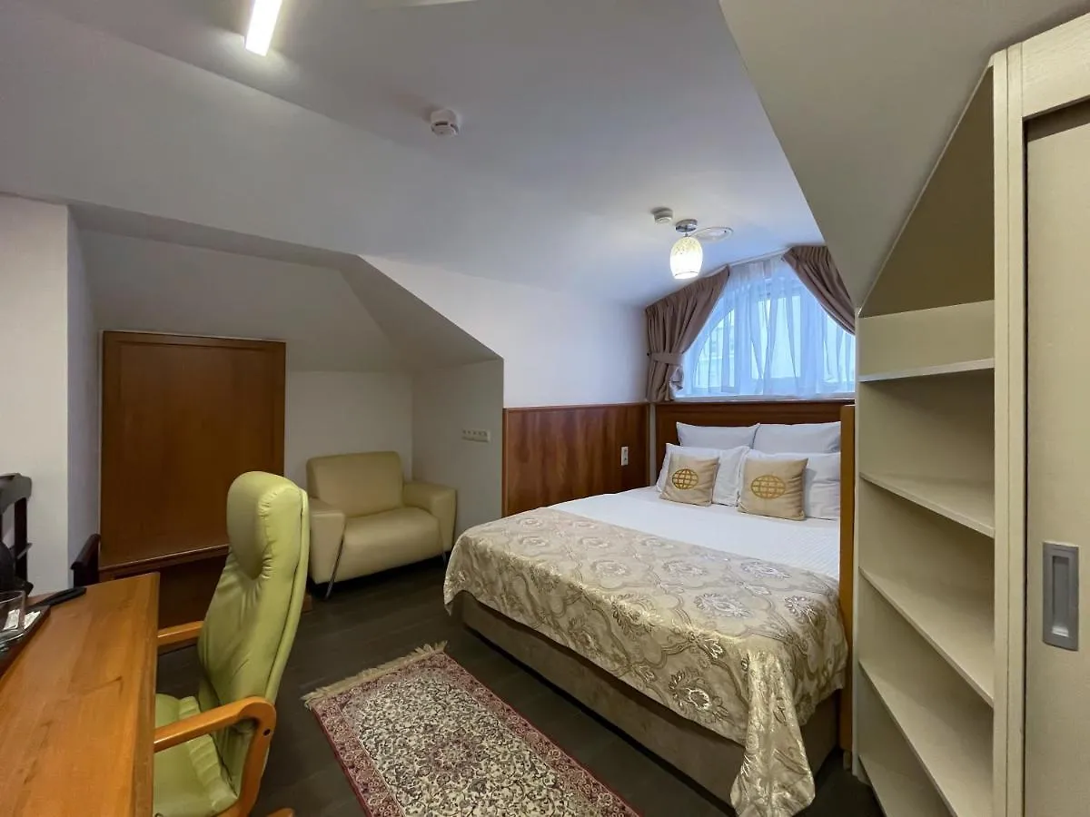 Menshicov Boutique Hotel Moskova 4*,  Rusya